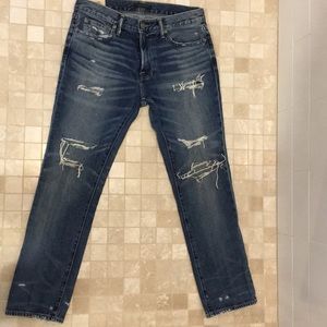 Abercrombie men’s washed out ripped jeans. 32x30